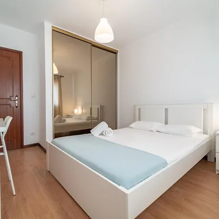 Apartment Feliciano Ramos 1 - T4 Familiar Perto Do Centro Da -